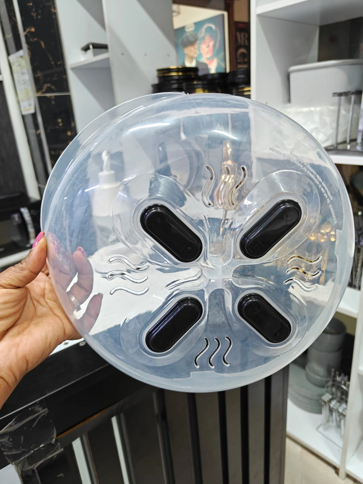 Magnetic Microwave Food Cover - Image 4